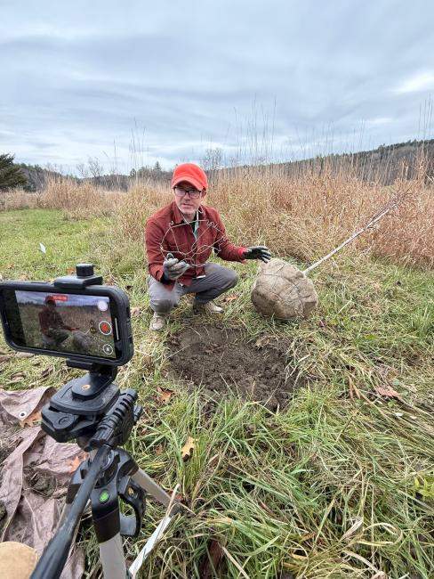 Tree planting demonstration 